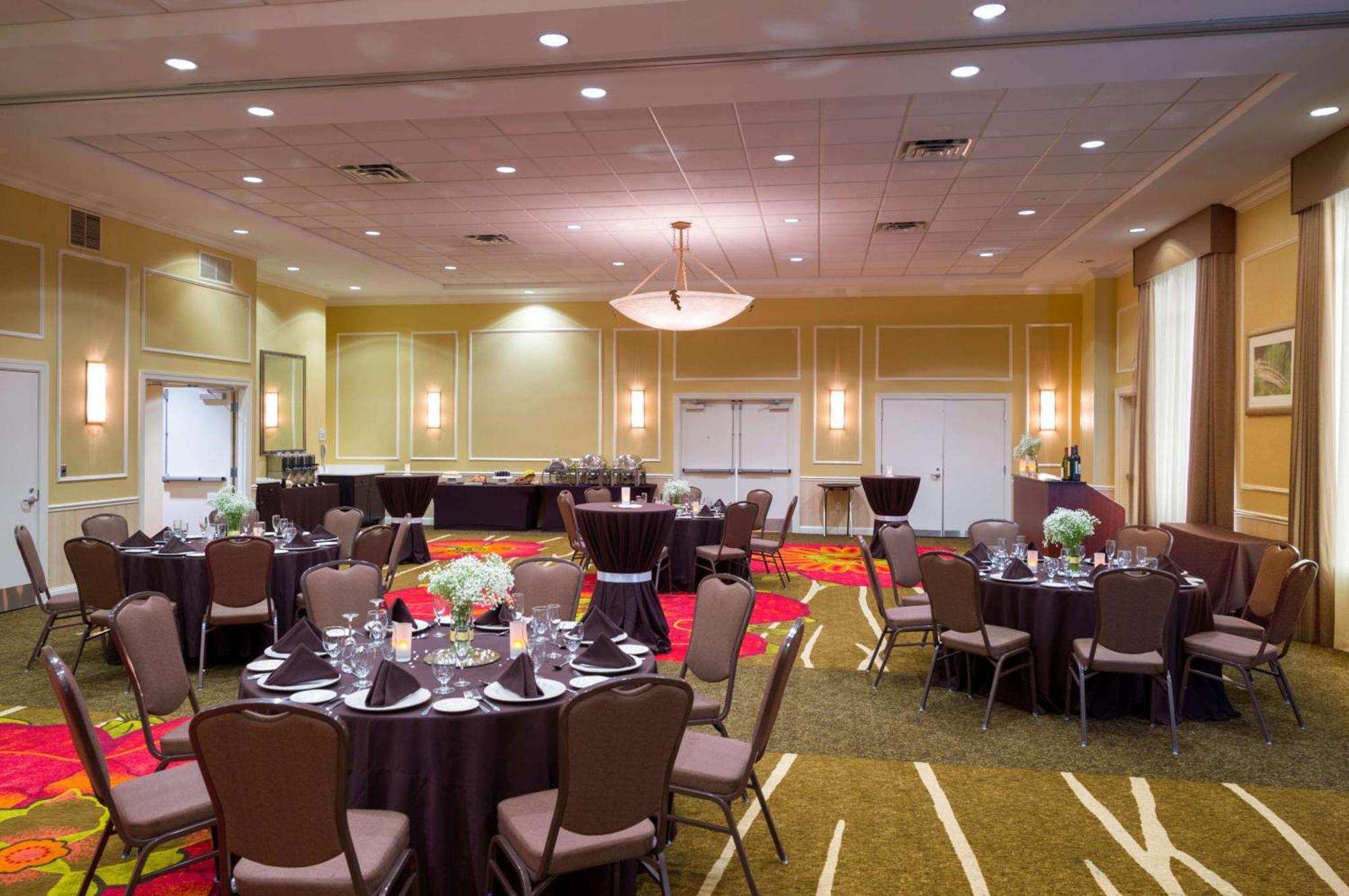 Hilton Garden Inn Edison/Raritan Center Exterior photo