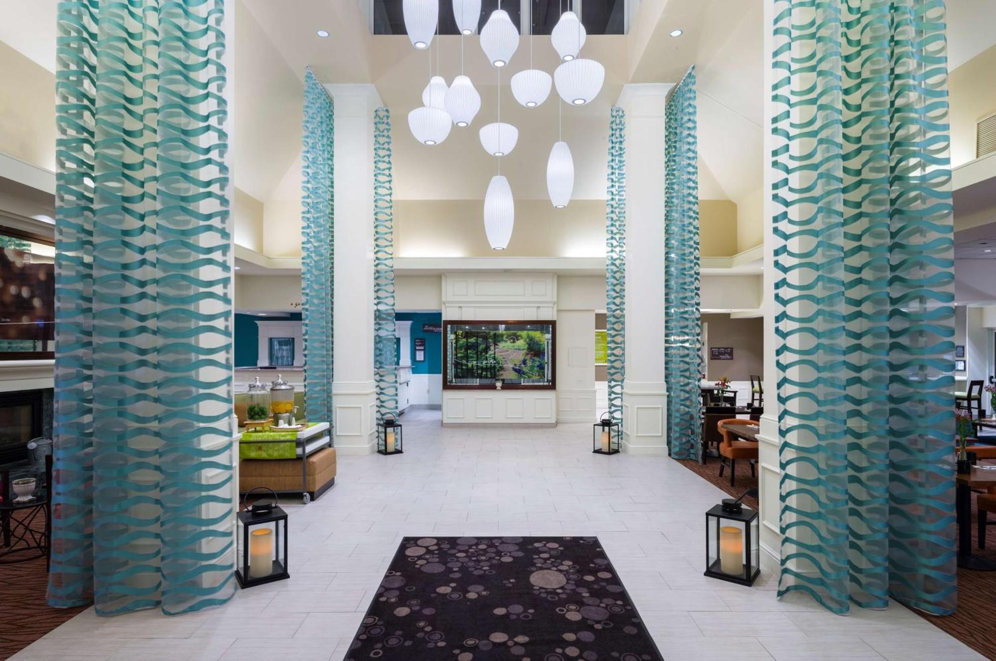 Hilton Garden Inn Edison/Raritan Center Exterior photo
